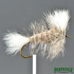 Shadows - Wulff Bomber - Natural gray - White tail - Grizzly hackle.